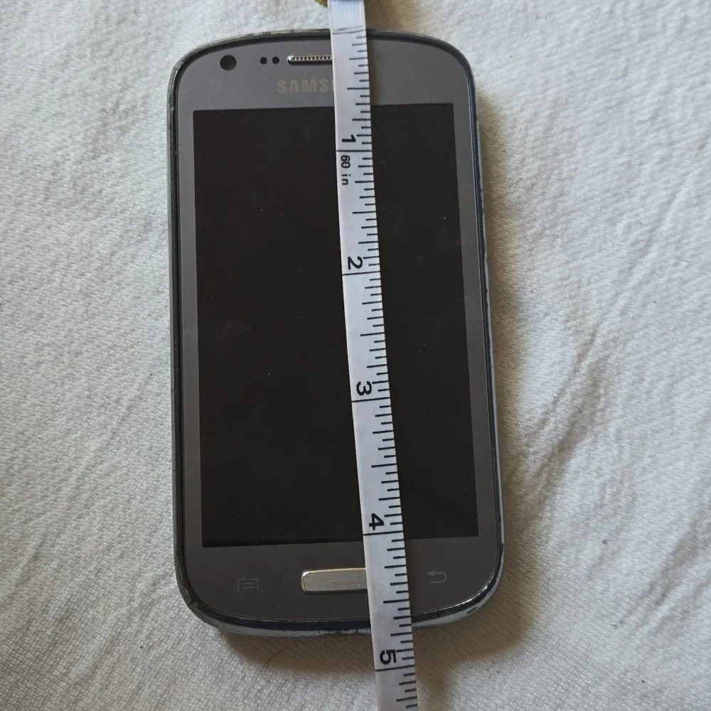 Samsung‎ Smartphone 4G LTE in Sleek Gray